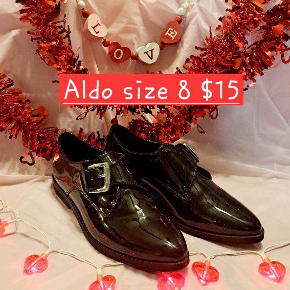 Aldo size 8 flats